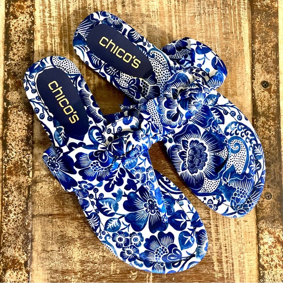 Chico's Shoes - Chico's Blue Floral Thong Sandals Classic Navy/White Natalia Printed 8 NWOB